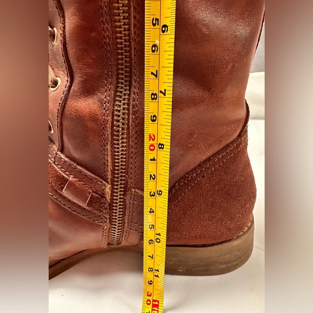 Timberland Leather and Nubuck wide calf boots. - Picture 10 of 15